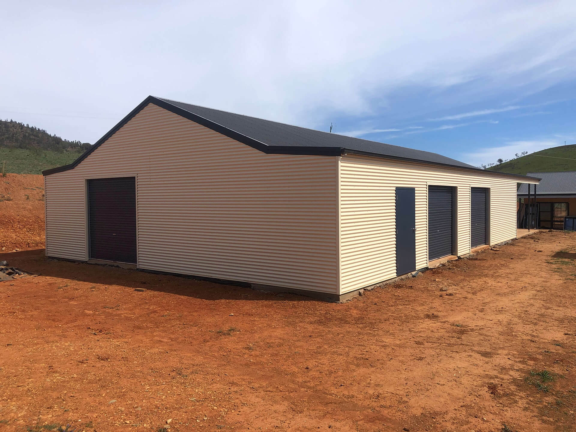 yellow American style barn shed side-front view