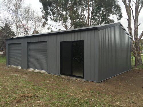 Double garage with glass door - Snowy Sheds