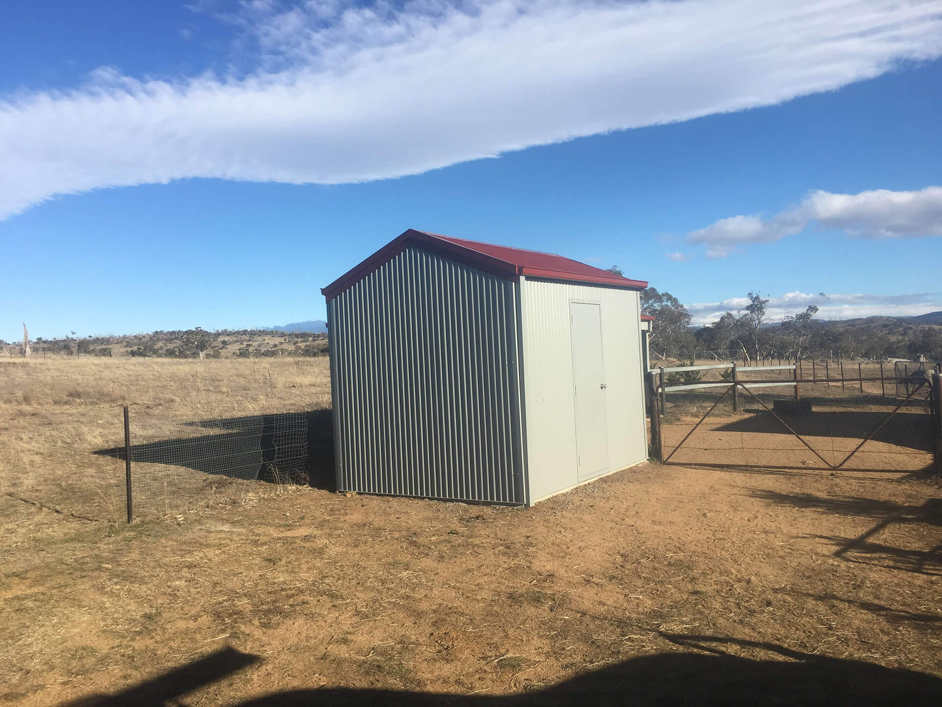 small white shed  - Snowy Sheds