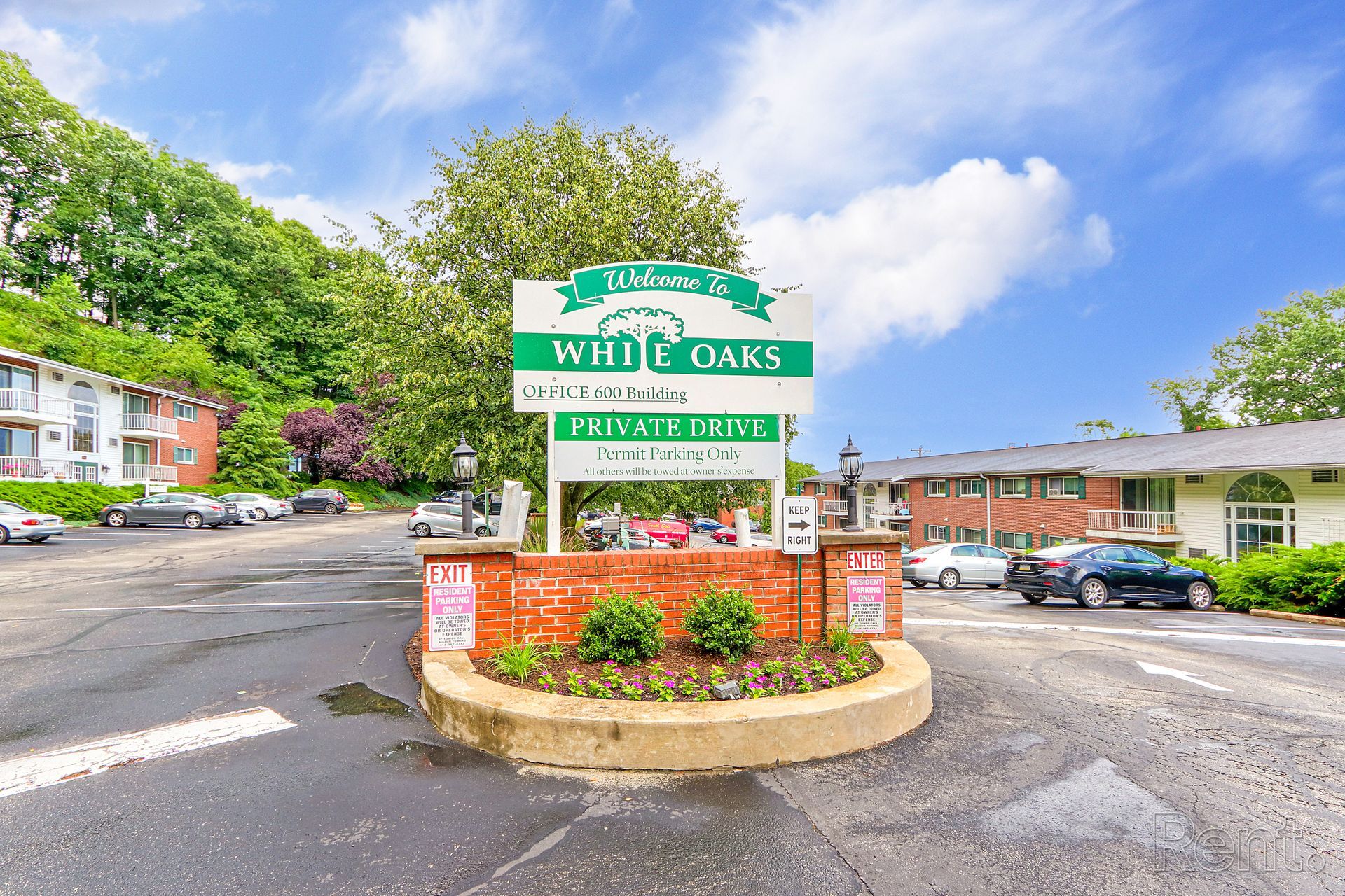 White Oak Apartments