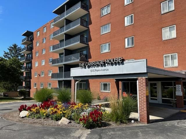 Carriage House Apartments