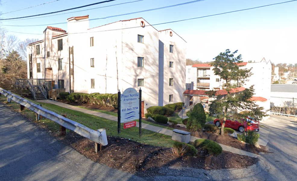 Place Seville Apartments