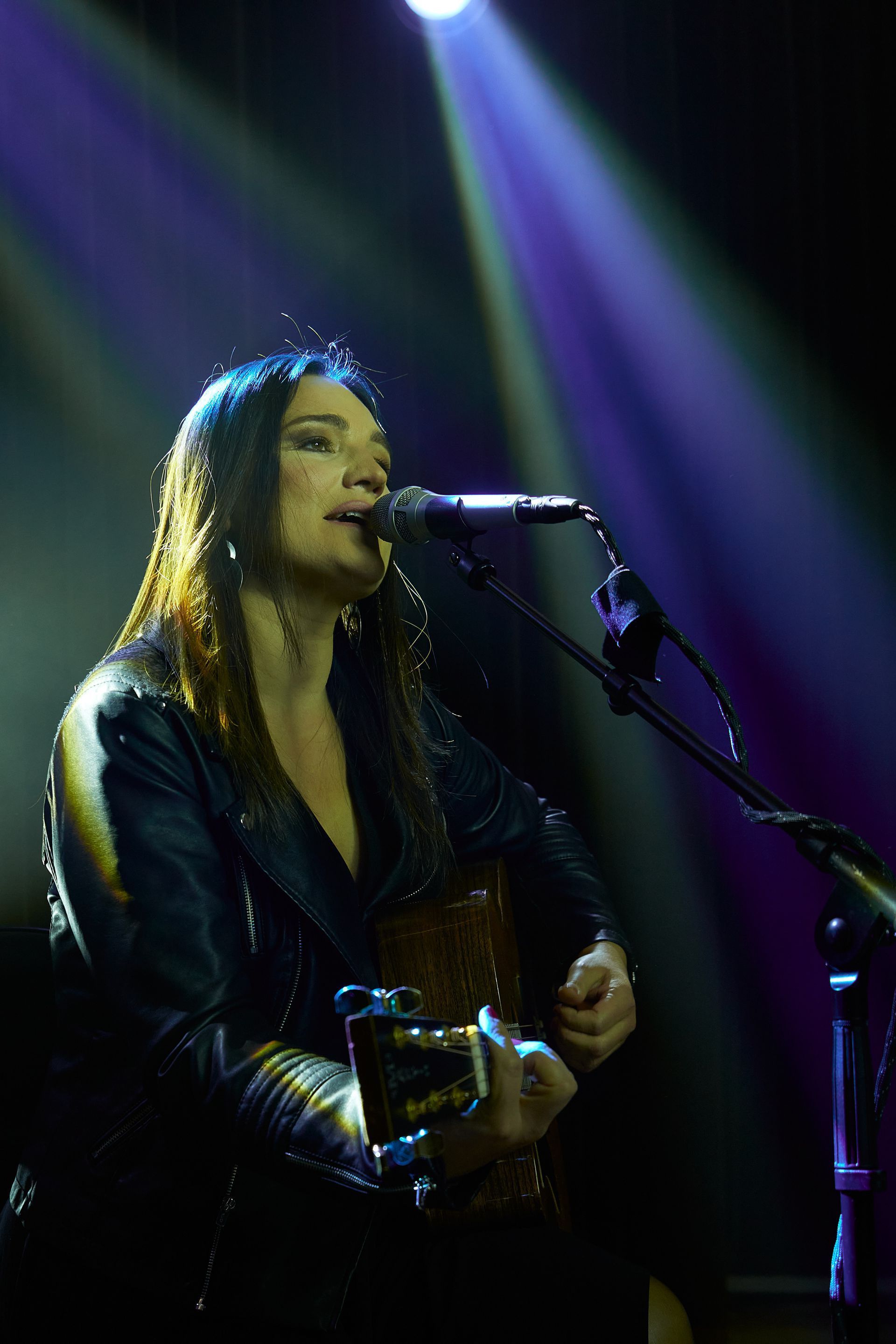 The Acoustic Band, Eva Schatz