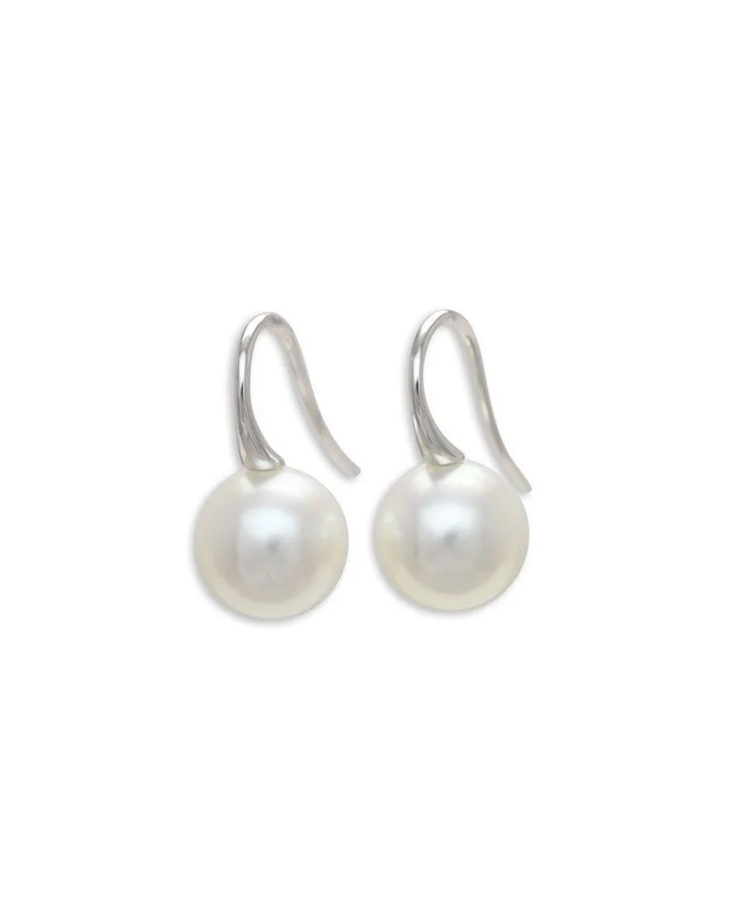 Round South Sea pearl earrings in white gold setting