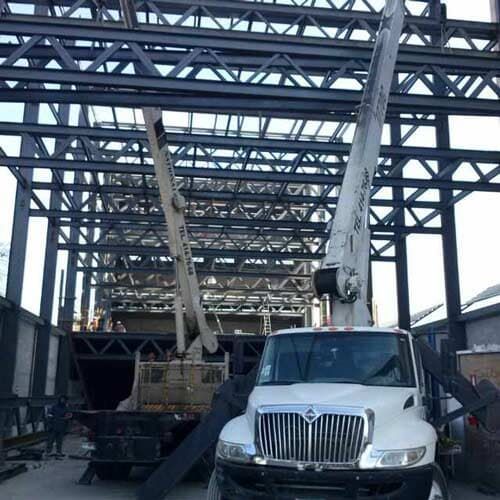 GRÚAS Y EQUIPOS - GRUAS INDUSTRIALES