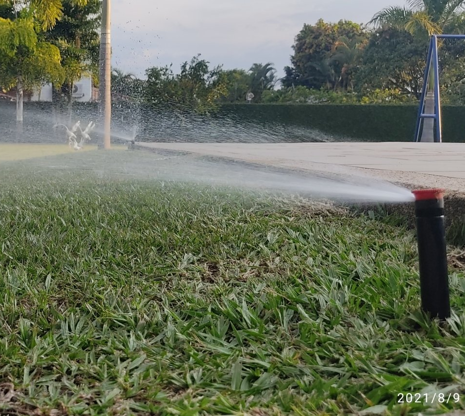 Diseño de Jardines y Riegos JM -Servicios de jardinería