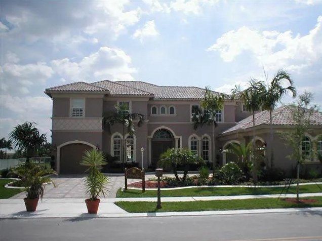 Large House — Oakland Park, FL — Watertite Gutter Company