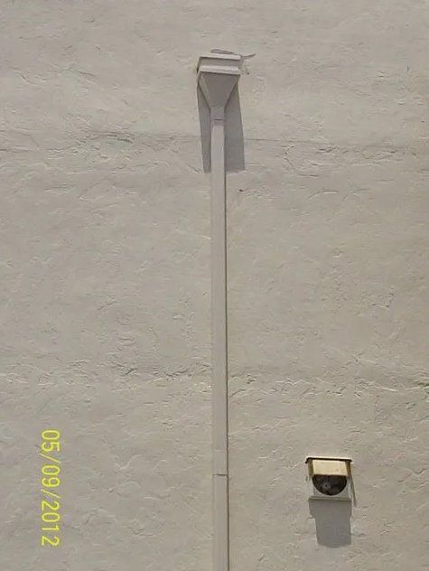 White Wall — Oakland Park, FL — Watertite Gutter Company