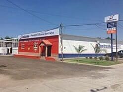 Exterior de un edificio: cartel