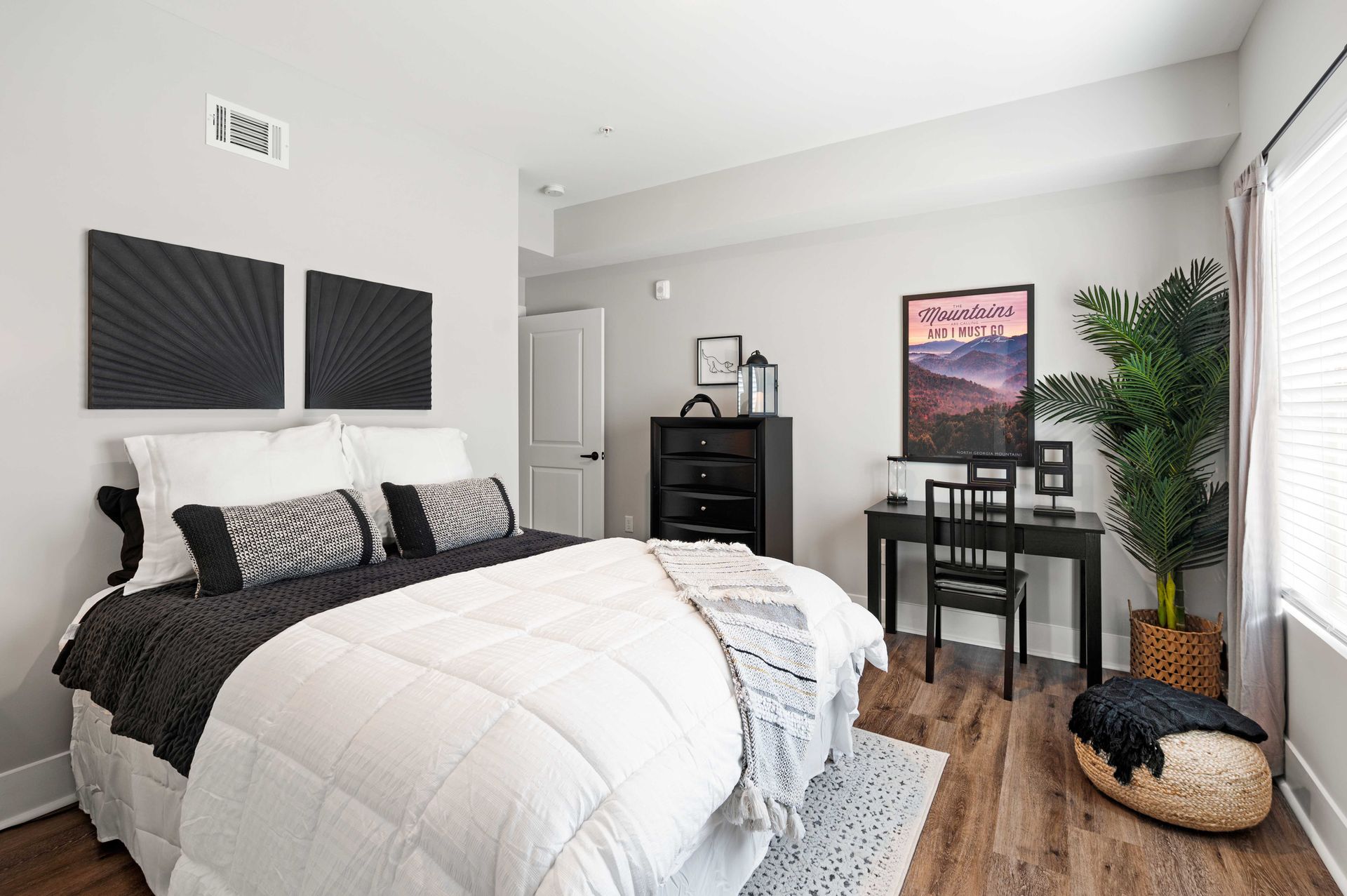 Bedroom at Pointe Grand Byron.