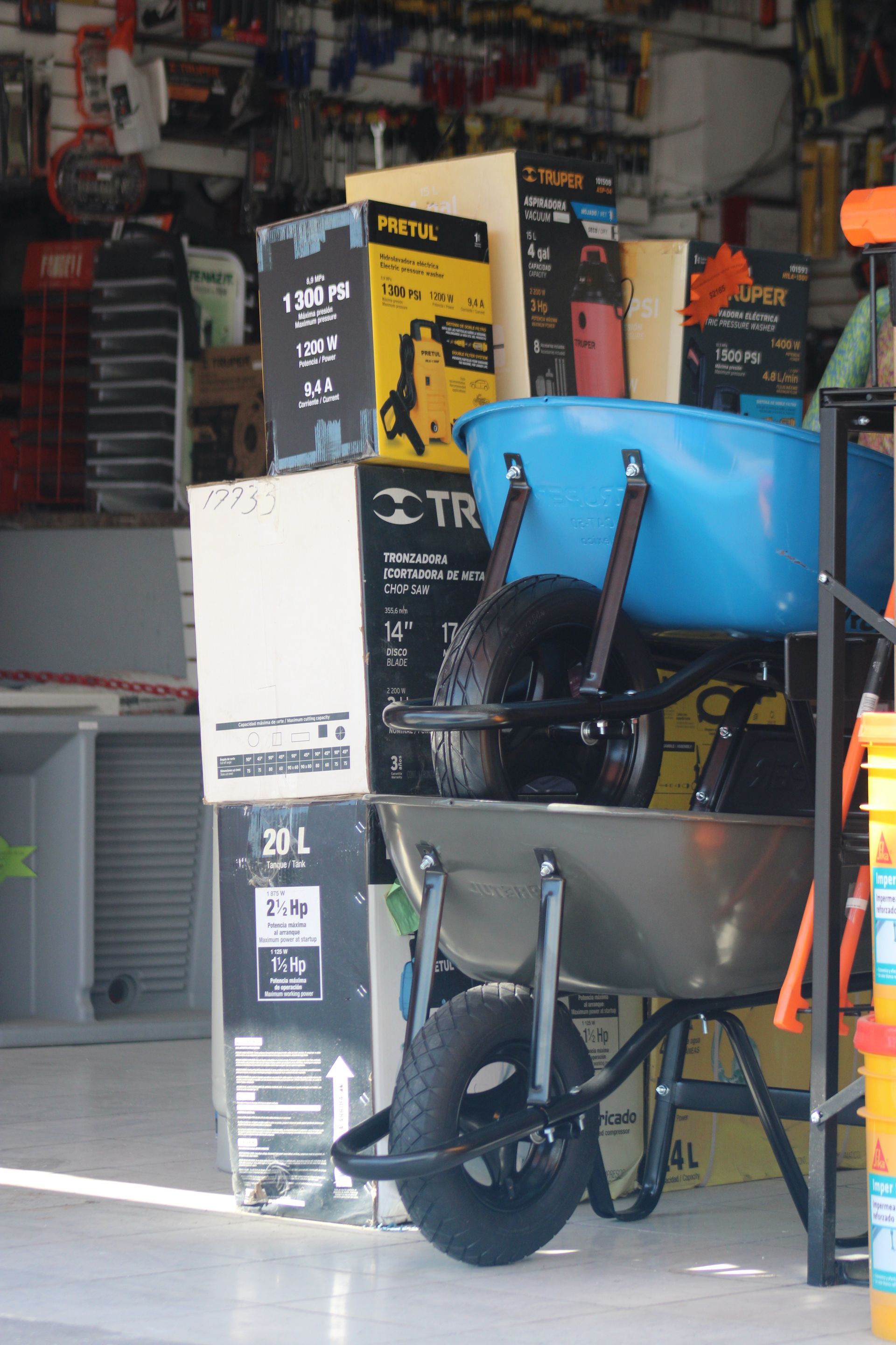 Ferretería y Materiales Agüero - Carretillas