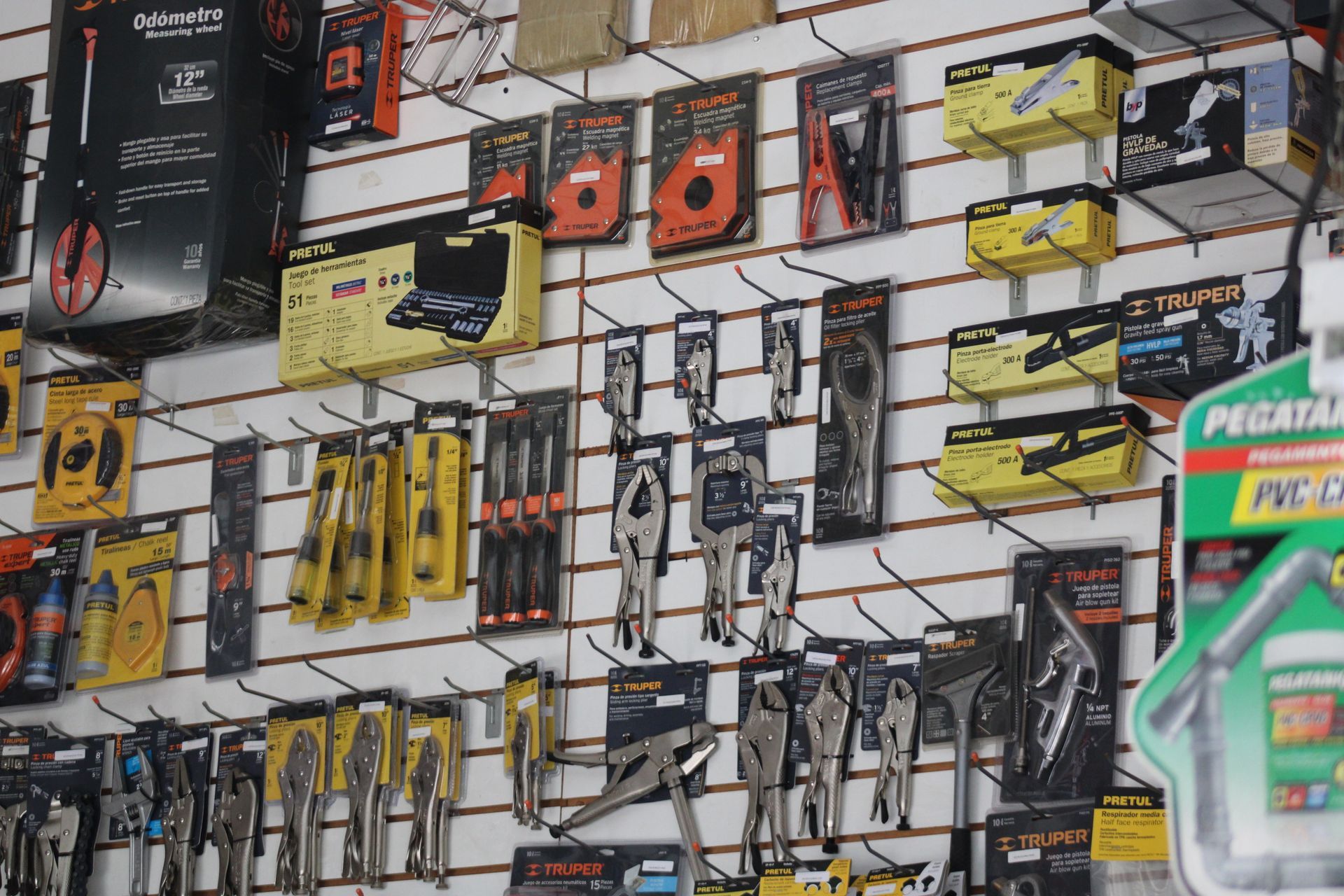 Ferretería y Materiales Agüero - Accesorios