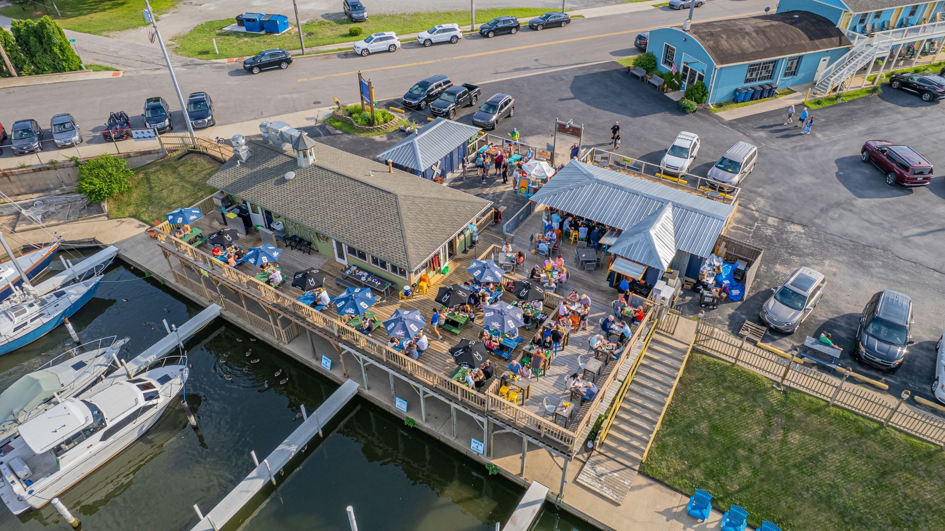 aerial-view-of-waterside-grill