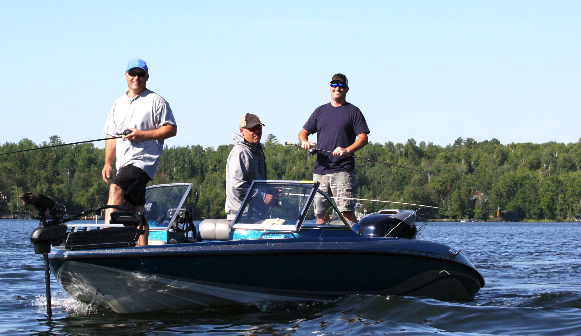 Fishing enthusiasts enjoy a day on the water with Riptide Sportfishing in Half Moon Bay, CA, for fishing San Mateo CA.