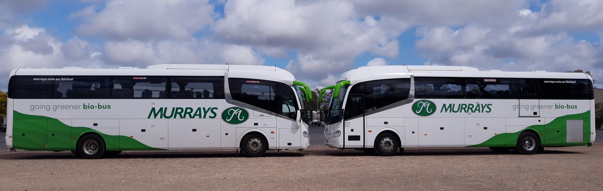 B100-delivery-to-murrays-coaches