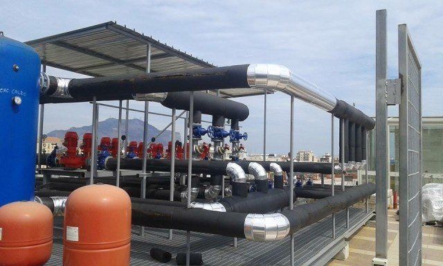 tetto con impianto antincendio e di aerazione