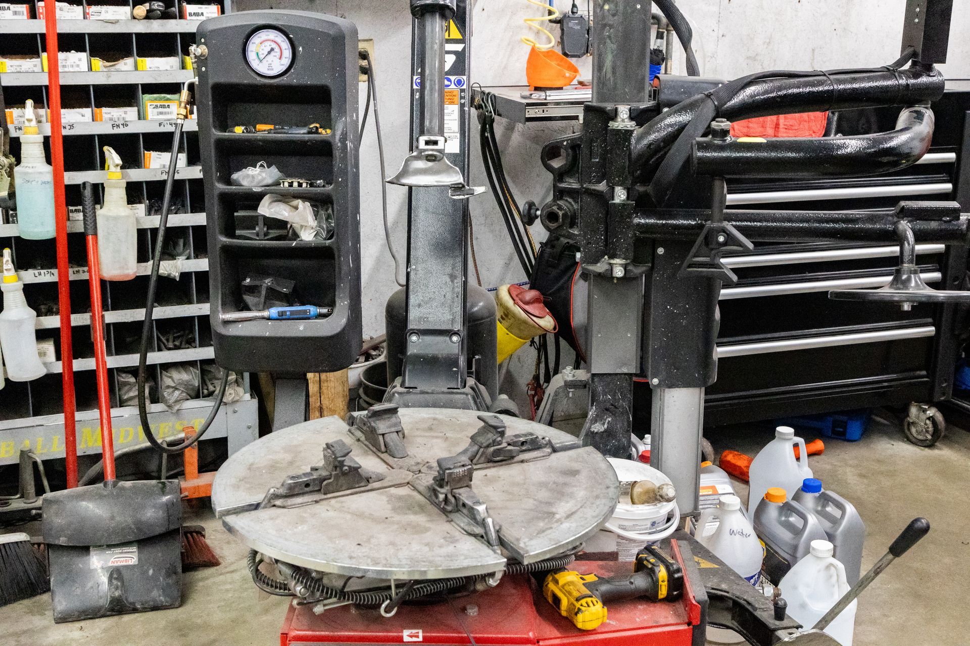 Shop Gallery | Cain And Sons' Automotive