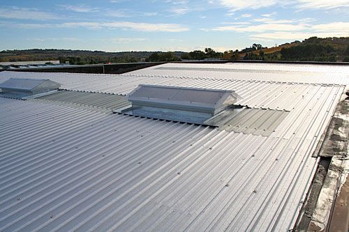 Lucernaio su copertura in coverib