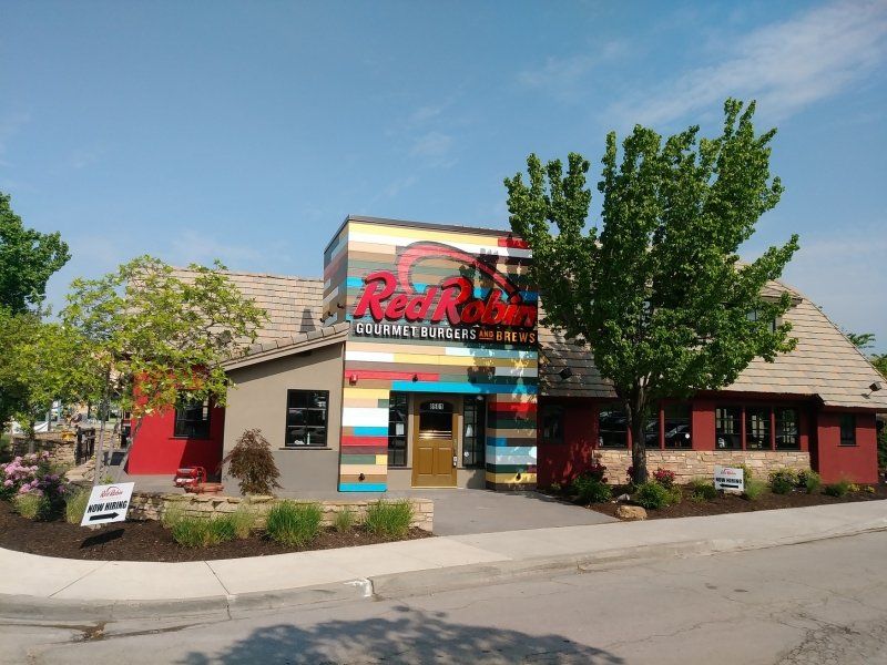 Red Robin Gourmet Burgers — Kansas City, KS — The Kansas Paint Company