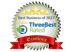 A seal that says `` best business of 2022 three best rated excellence ''.