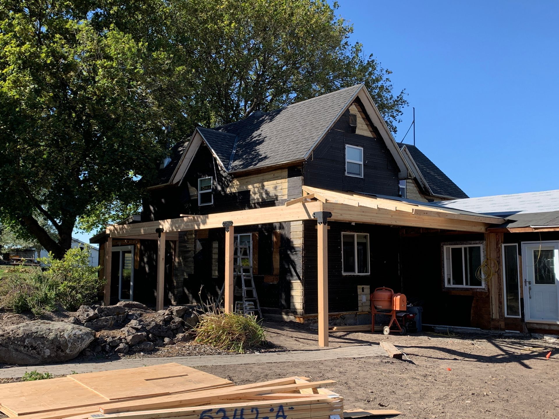 Cabin House - Spokane, WA - Josh's Roofing & Construction