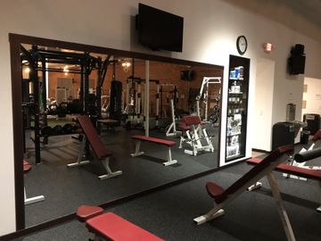 Town of Aurora - Are you intimidated by large gyms? Not quite sure how to  work the exercise machines? Head on over to Club Aurora Fitness on November  9 and join one