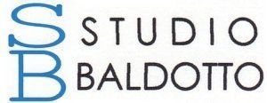 Logo dello Studio Associato Adaglio Curati con monogramma AC verde e testo grigio corsivo su sfondo bianco.