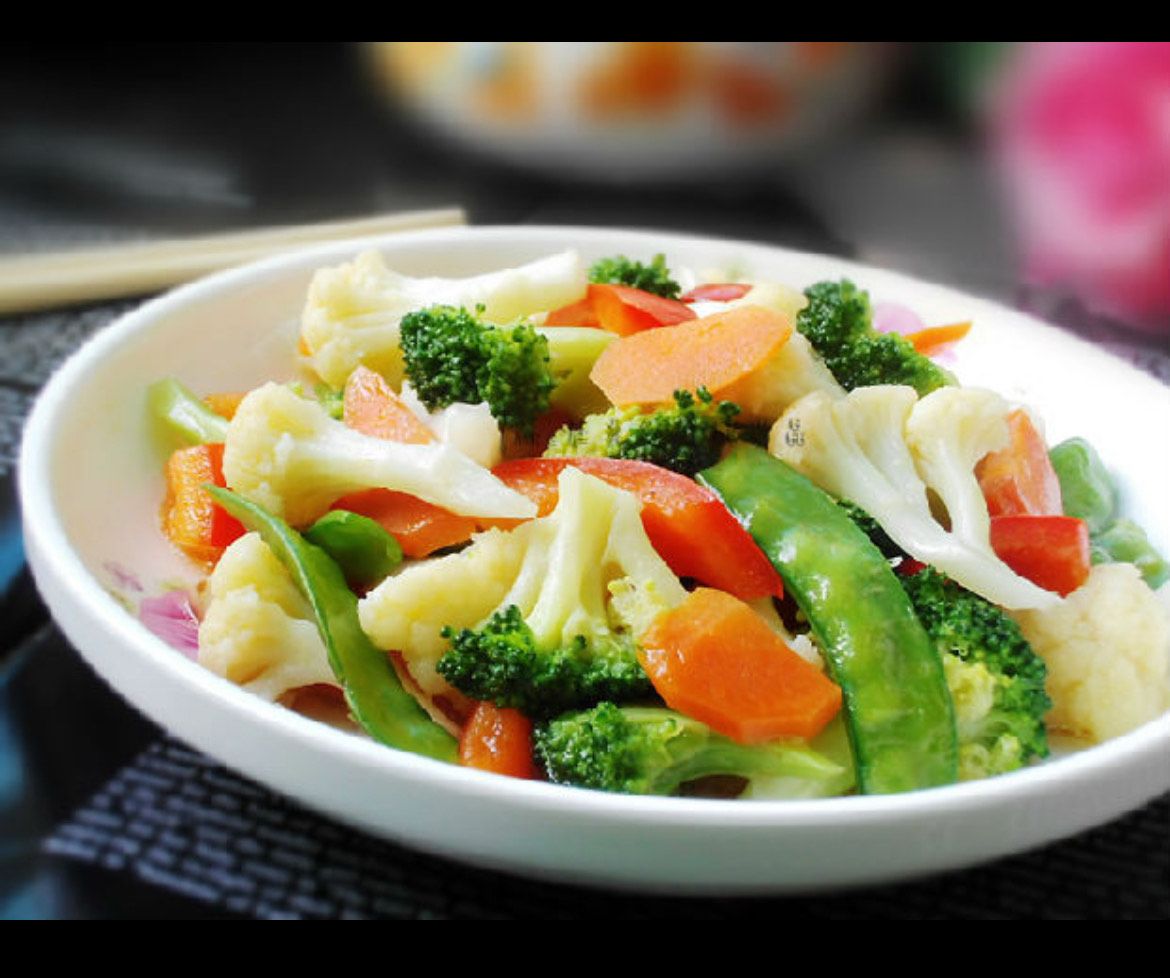 A Bowl of Vegetables — Red Lantern Chinese Restaurant In Palmerston City, NT