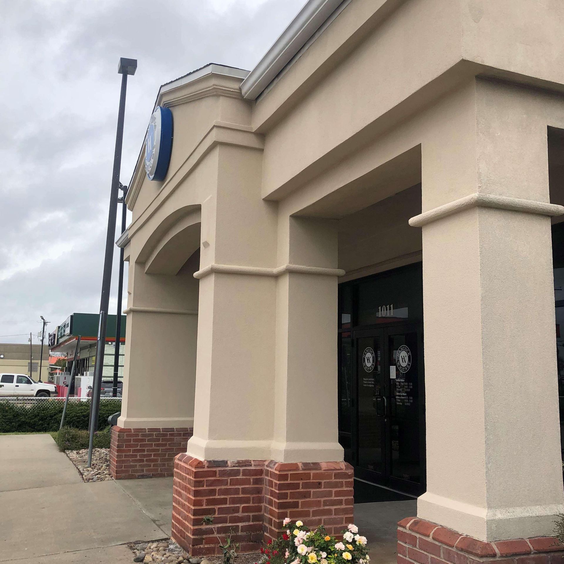 A building with a sign that says main on it
