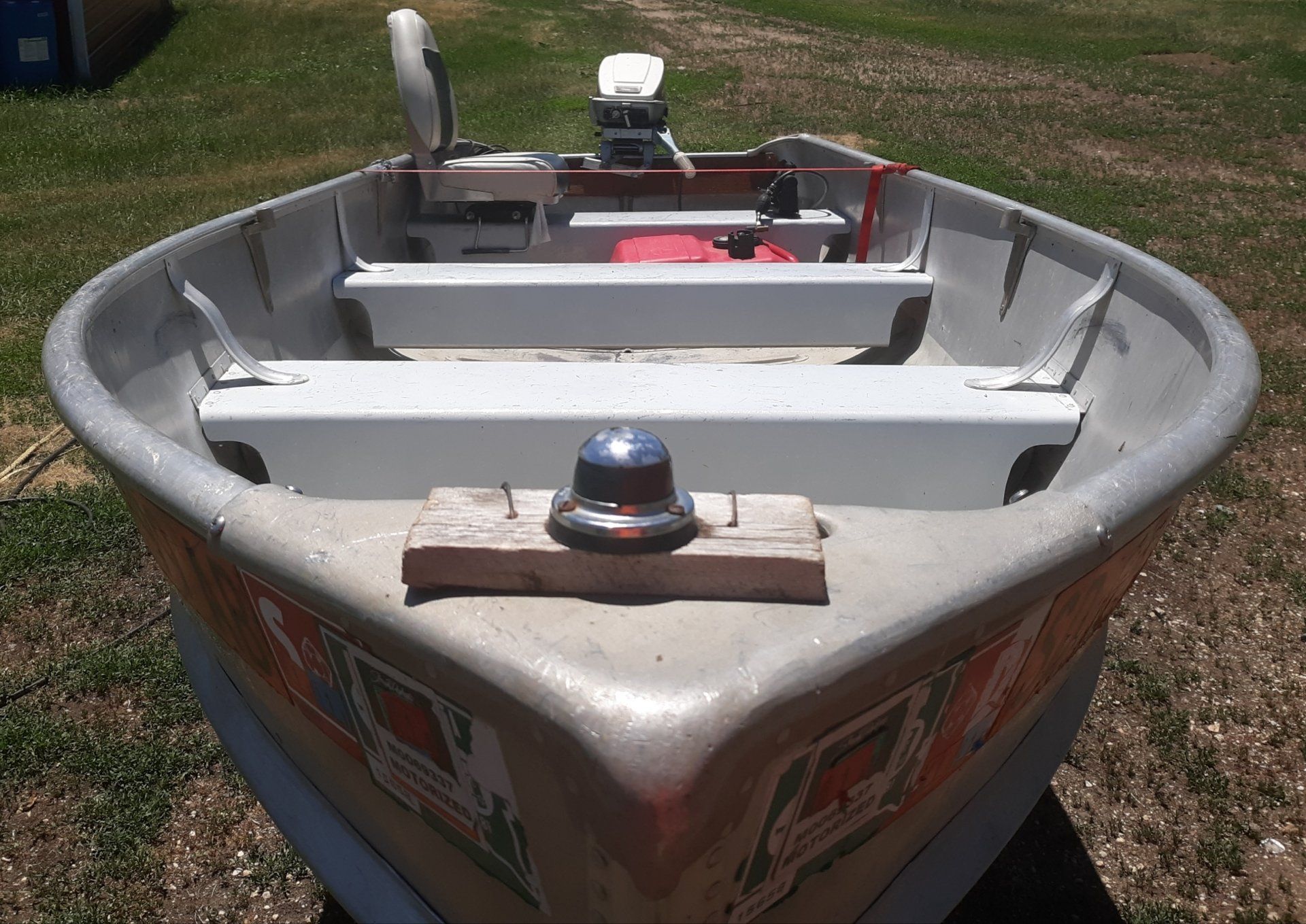 Lake Poinsett, South Dakota Pontoon Rental Boat, Fishing, Trailers, Campers