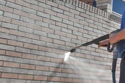 Klik om naar de pagina REINIGING te gaan (VER)BOUW