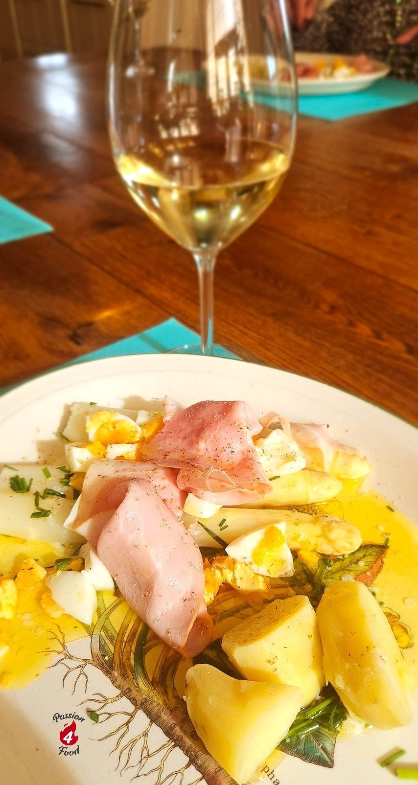 Klassieke Asperges met Ham, Ei en Botersaus