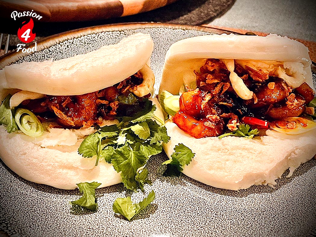 Bao Buns met Garnalen in Hoisinsaus