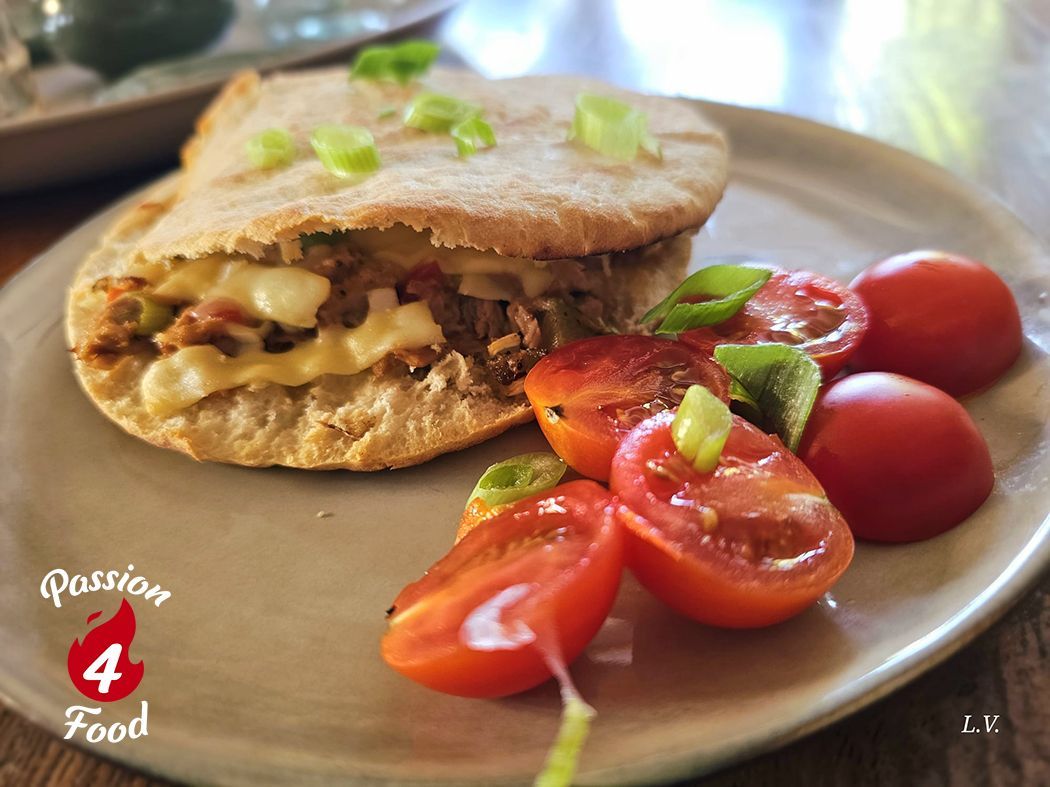 Flatbread Tunamelt Flatbread Tunamelt