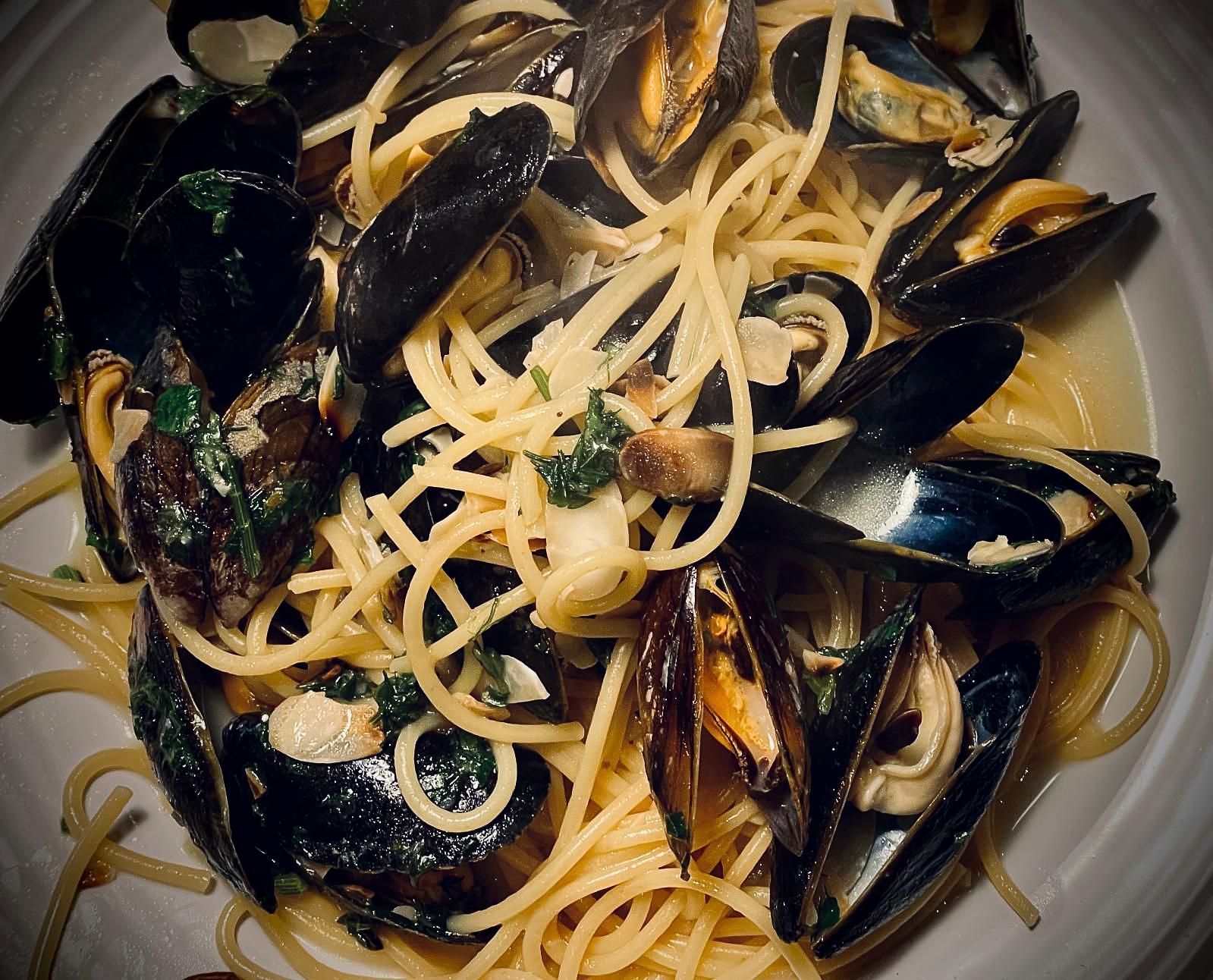 Pasta casio pepe e cozze