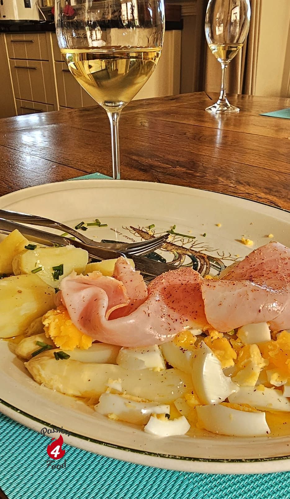 Klassieke Asperges met Ham, Ei en Botersaus