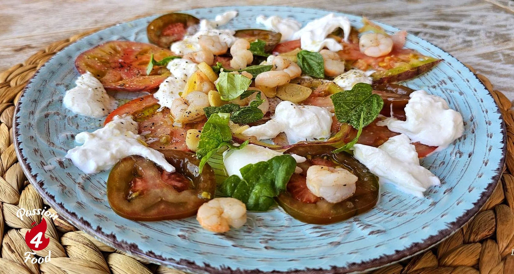 Insalata con Pomodori, Burrata e Gamberi