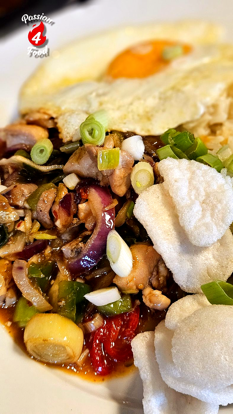 Thaise Kip met Rijst