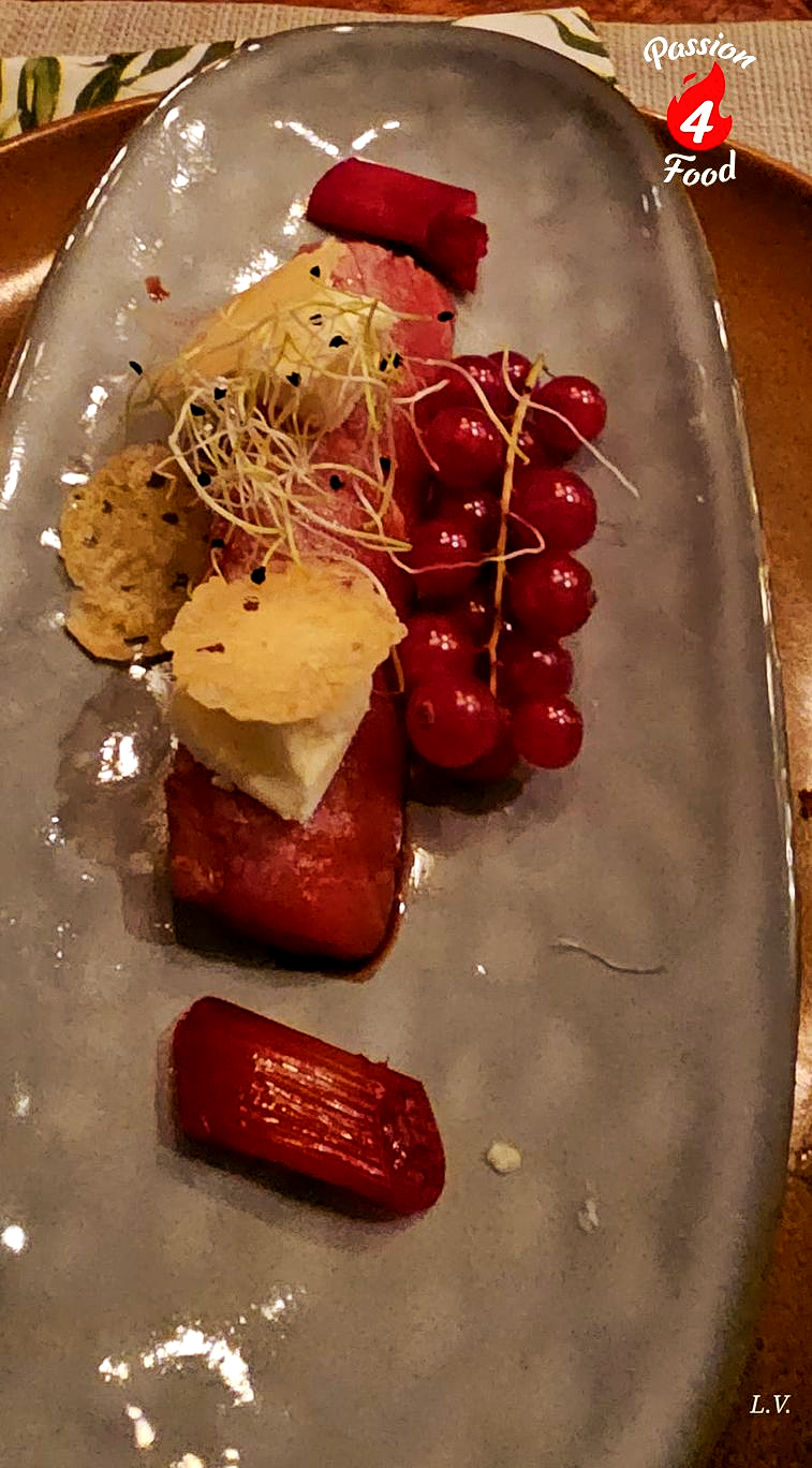 Tonijntataki met burratamousse