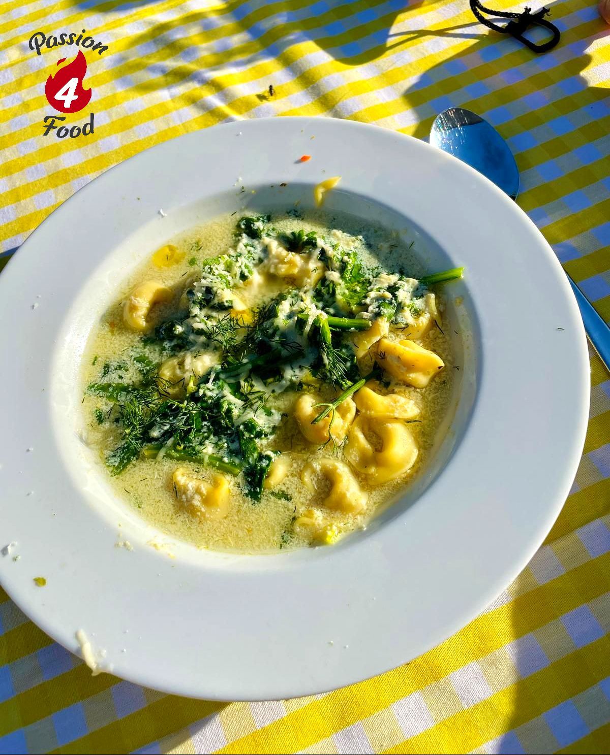 Zuppa di Tortellini