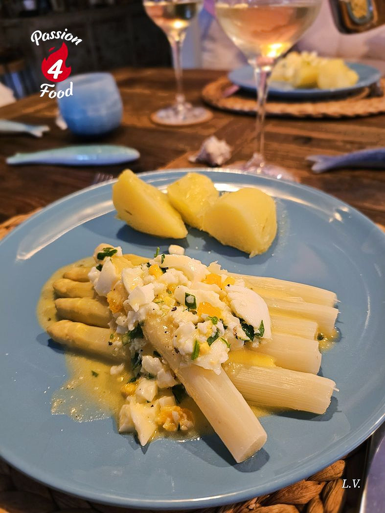 Asperges à la Flamande