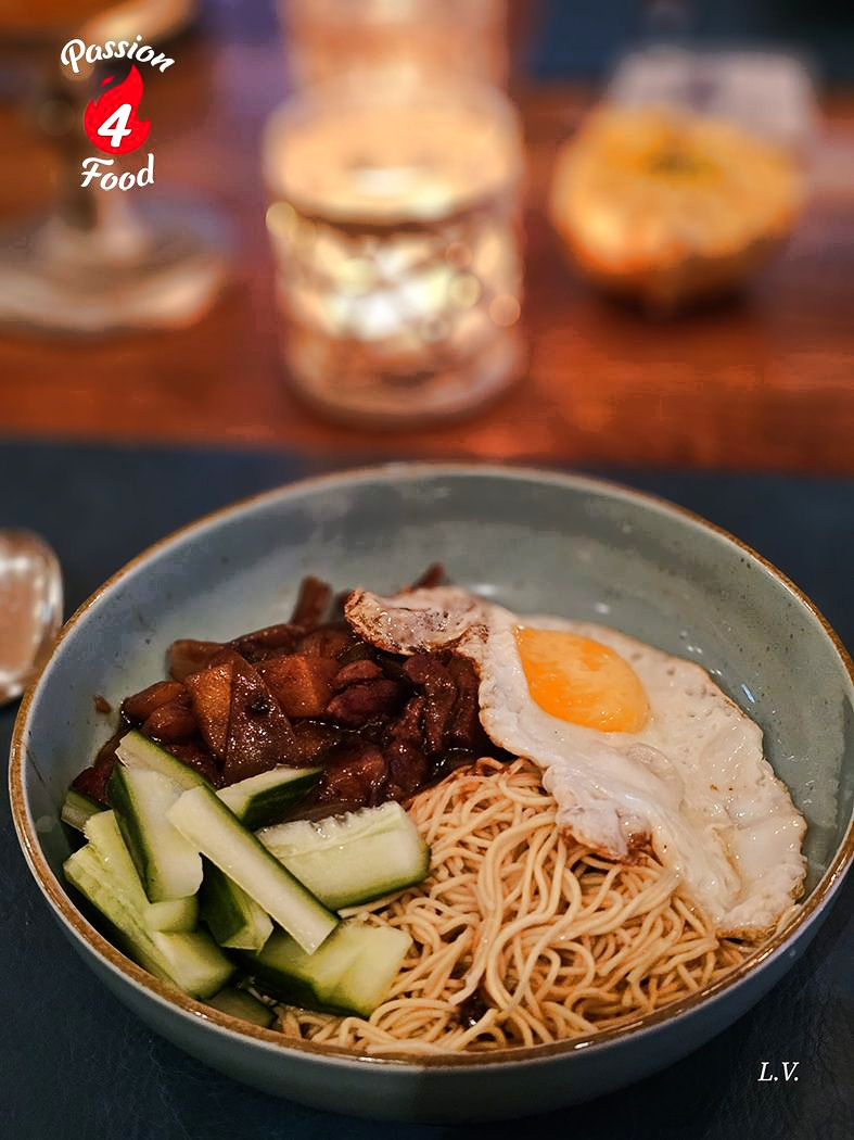 Jjajangmyeon 