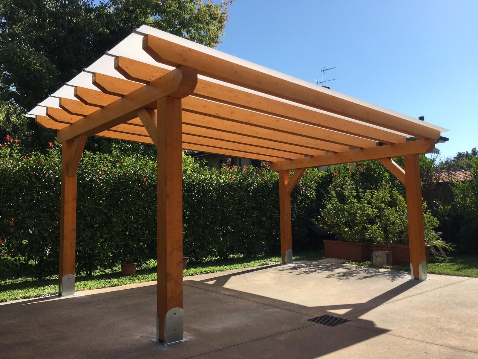 Tettoia Auto in Policarbonato Antigrandine