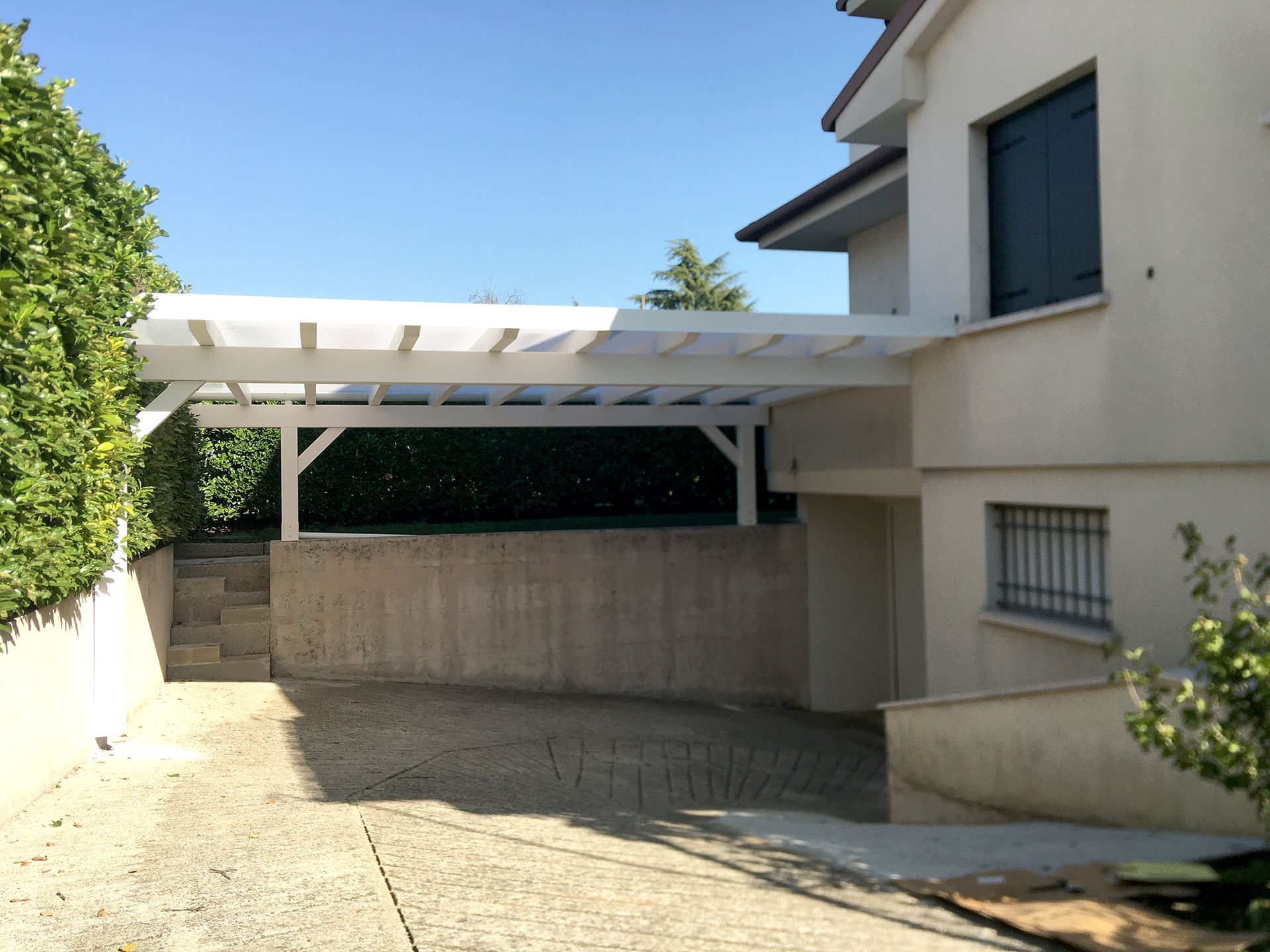 Tettoia Auto in legno di abete e policarbonato