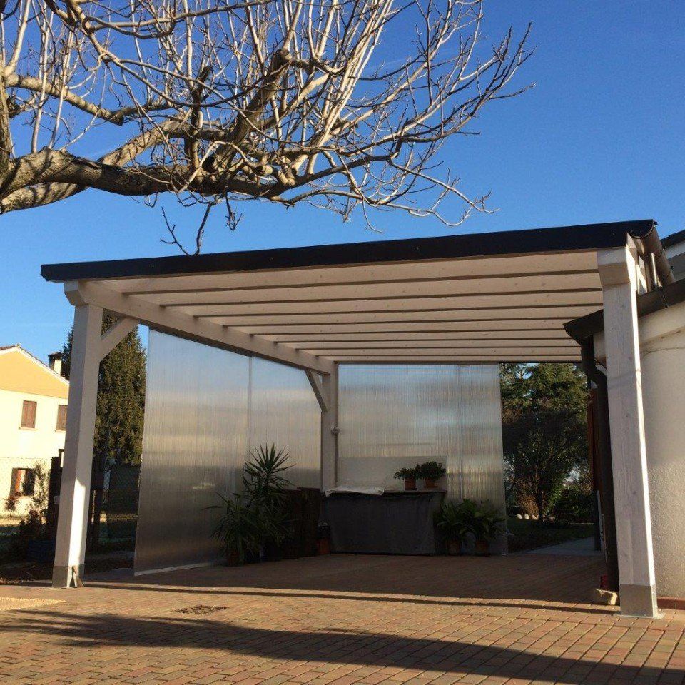 pensilina con coperture in plexiglas