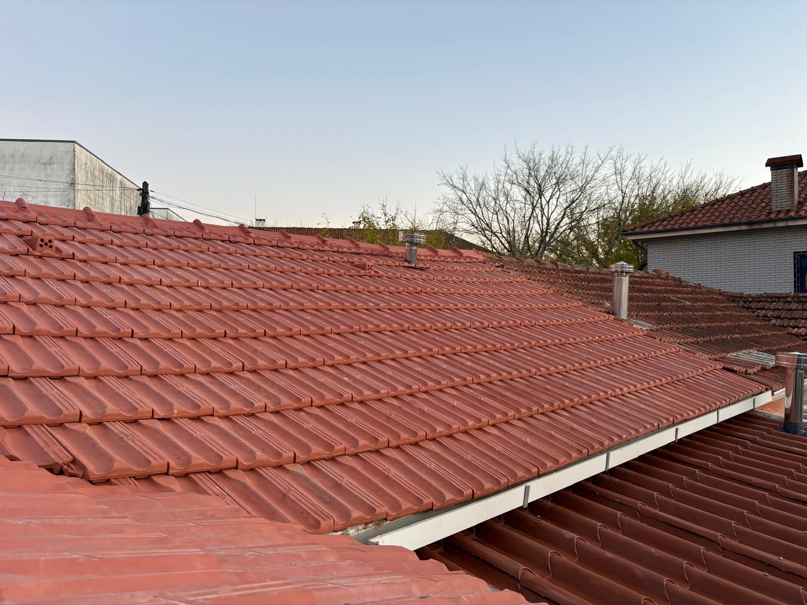 Telhado Cerâmico com Roofmate e OSB + Sandwich