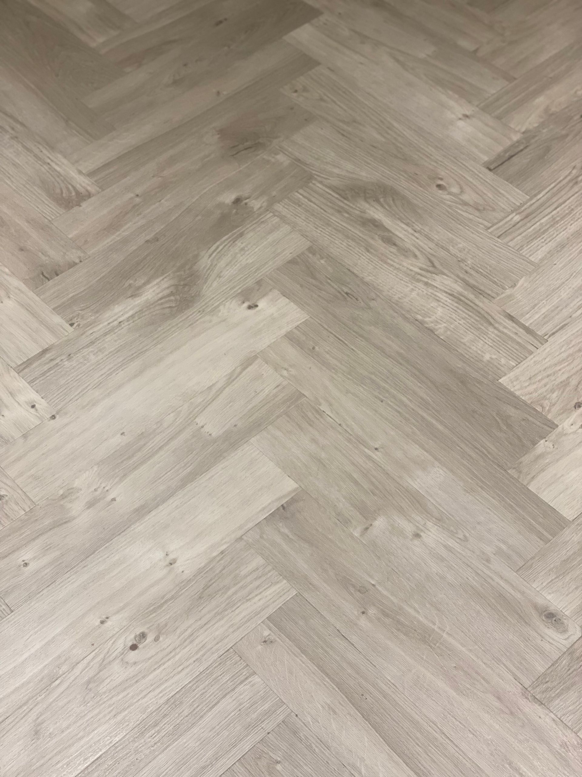 LUXURY VINYL TILE