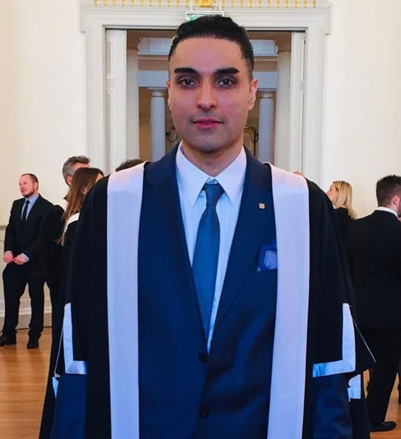 Picture of Dr Harpreet Kalra our lead hair transplant surgeon