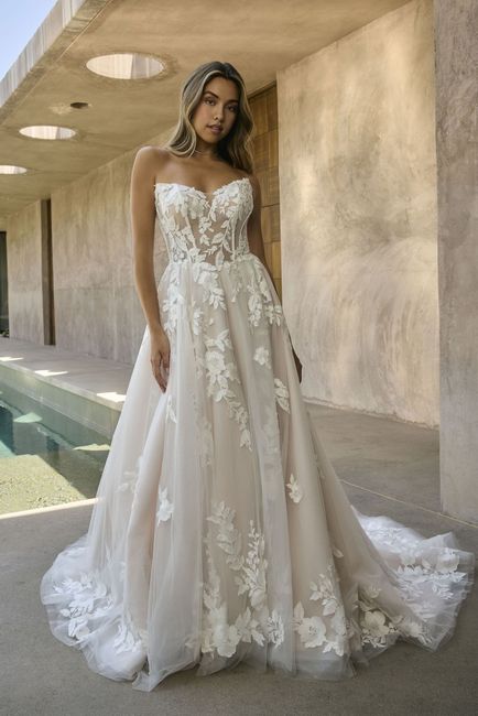 Wedding Dress Collection in Vancouver, WA - Beyond Le Veils