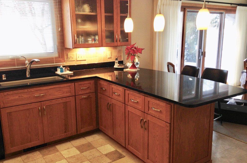 Cabinet Gallery Wauwatosa WI Savers Kitchen Bath   After6 1920w 